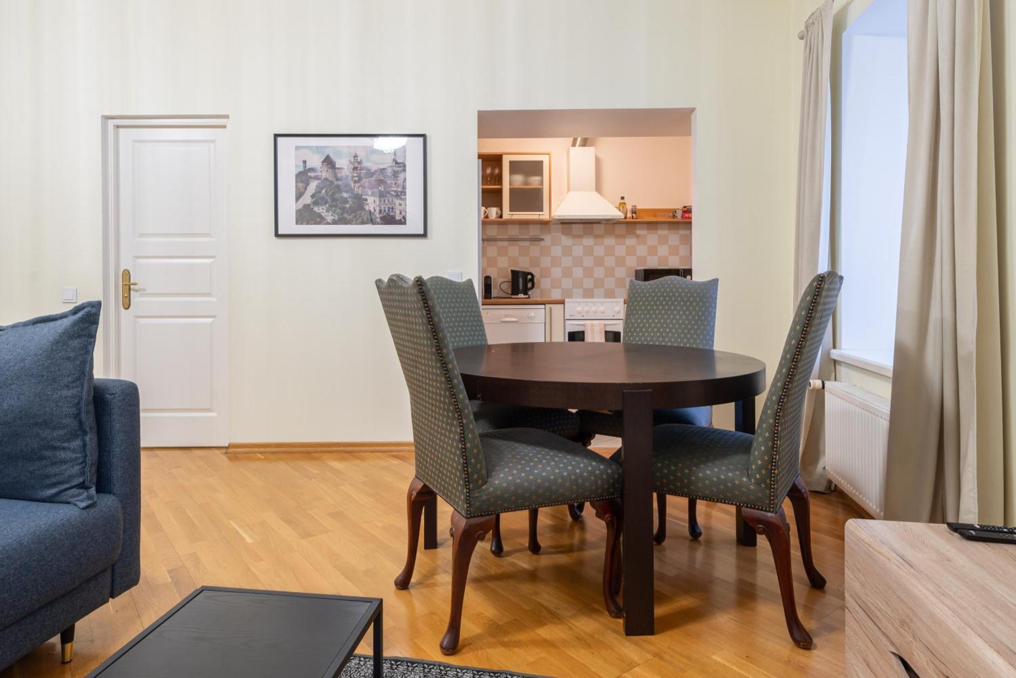Old Town - Demini Apartment Tallinn Exterior photo